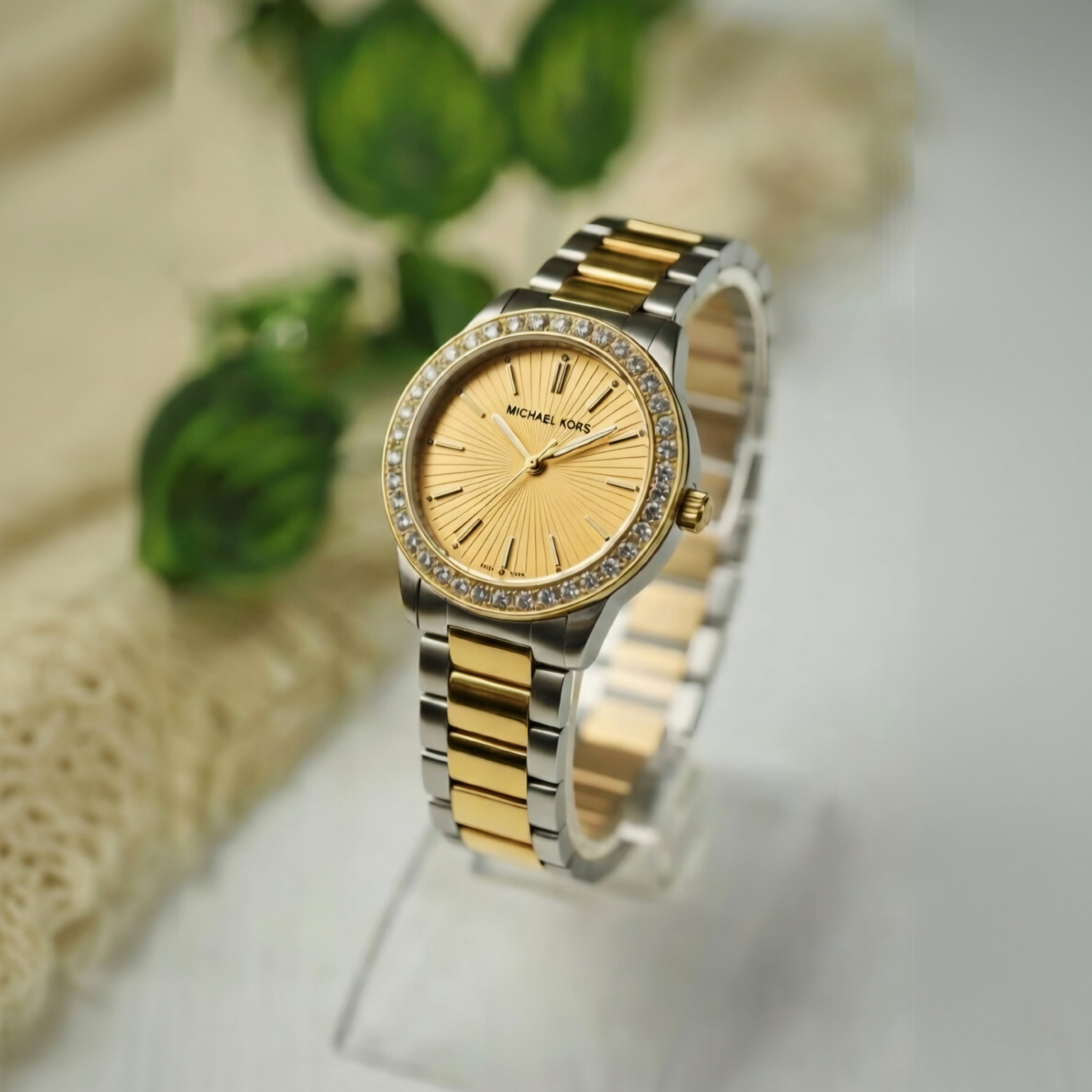 Michael Kors 2tone ( Gold Dial ) House Of Fashion