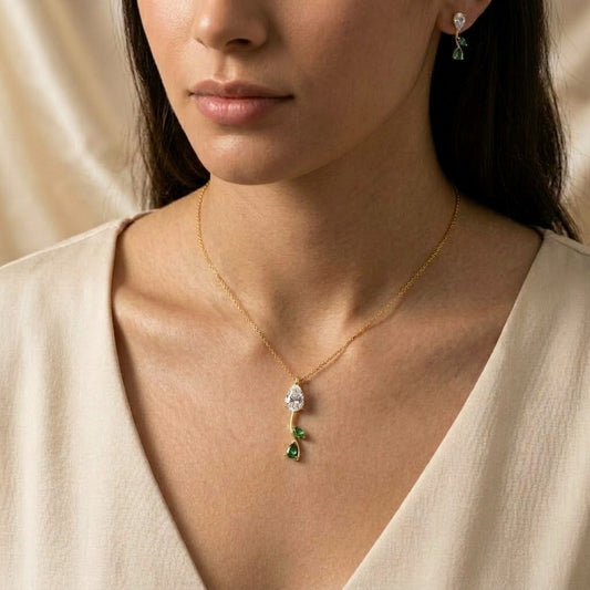 Rose Necklace White X Green