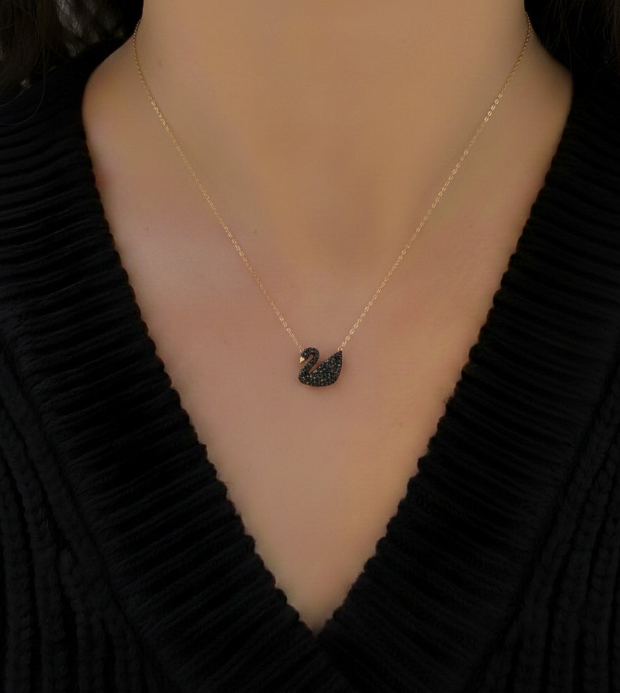 Swan Necklace House Of Fashion