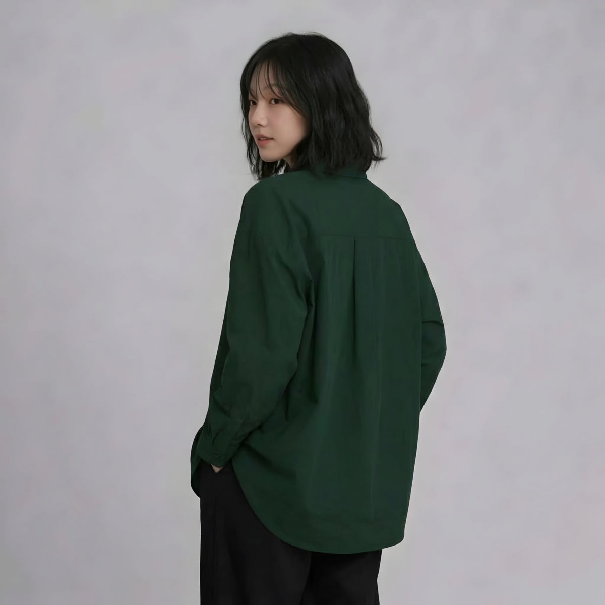 WOMEN'S BOTTLE GREEN BUTTON-UP SHIRT