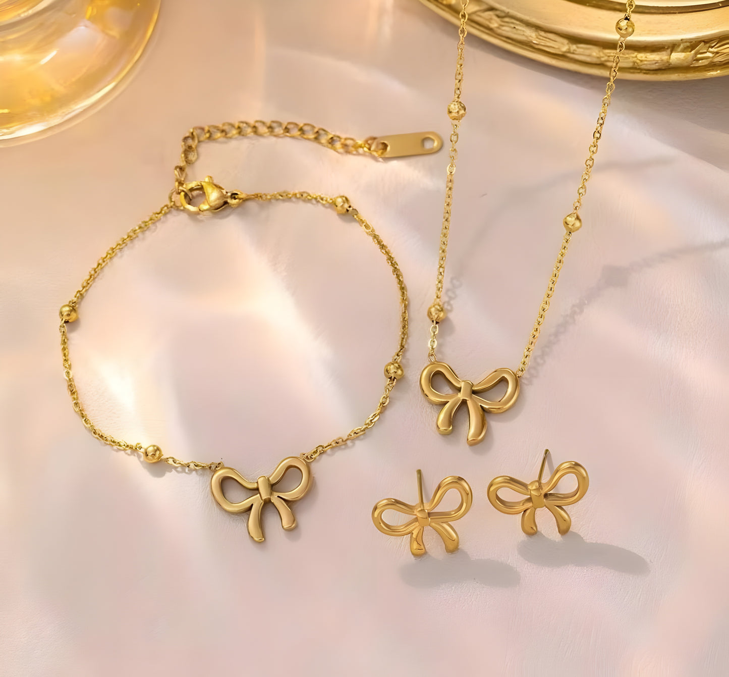 Bow Stainless Steel Set