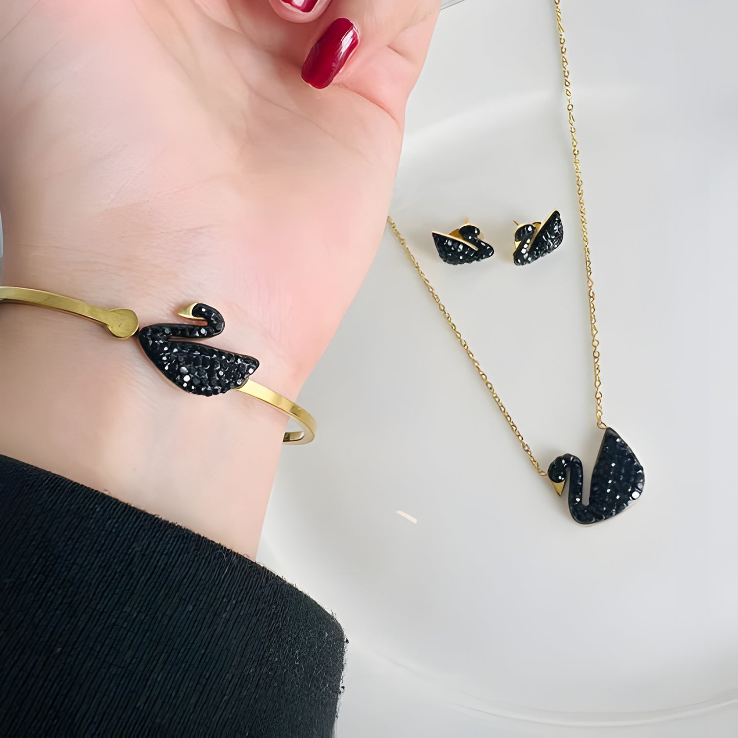 Stainless Swan Bangle, Earring And Necklace Set