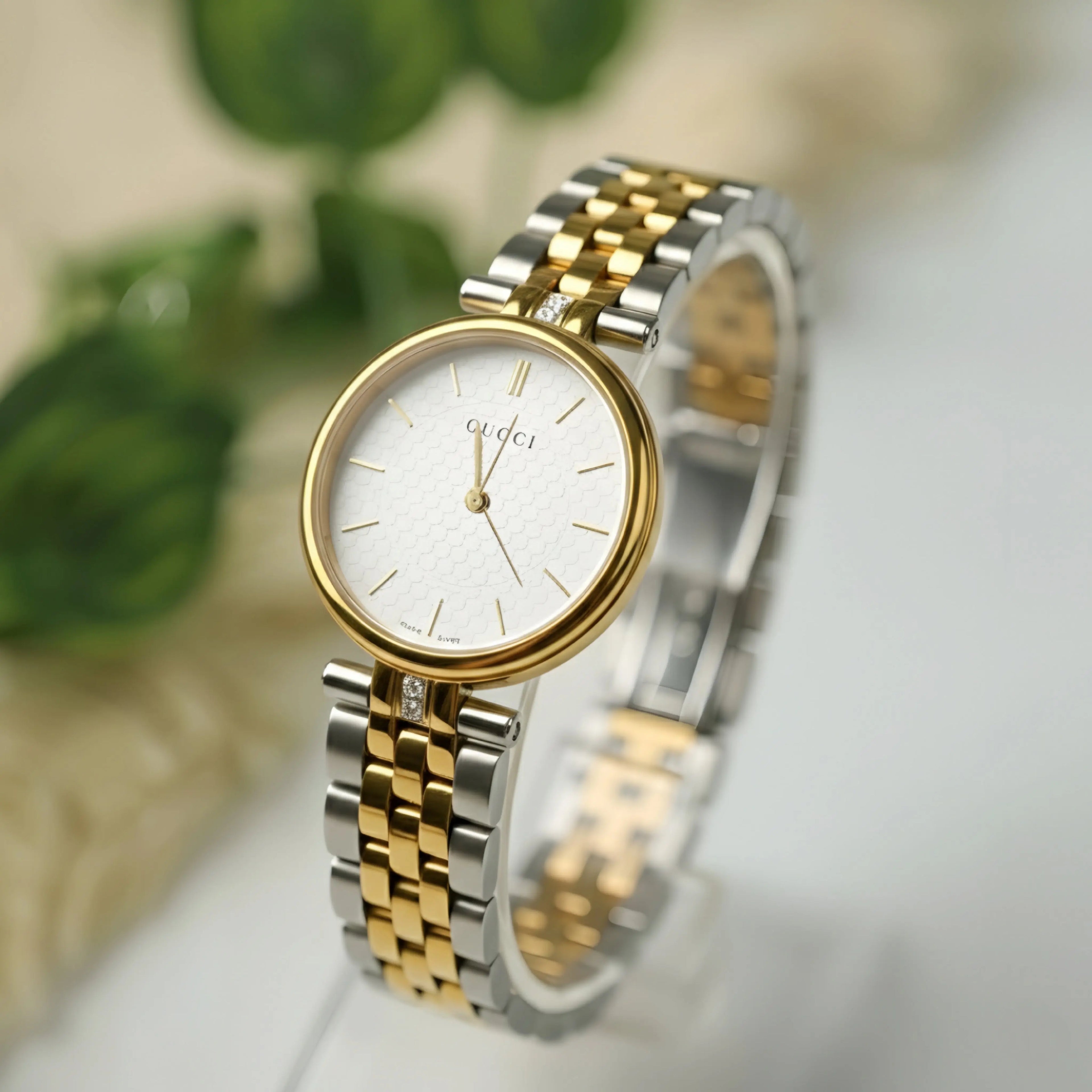 Gucci 2 tone ( Gold Silver ) House Of Fashion