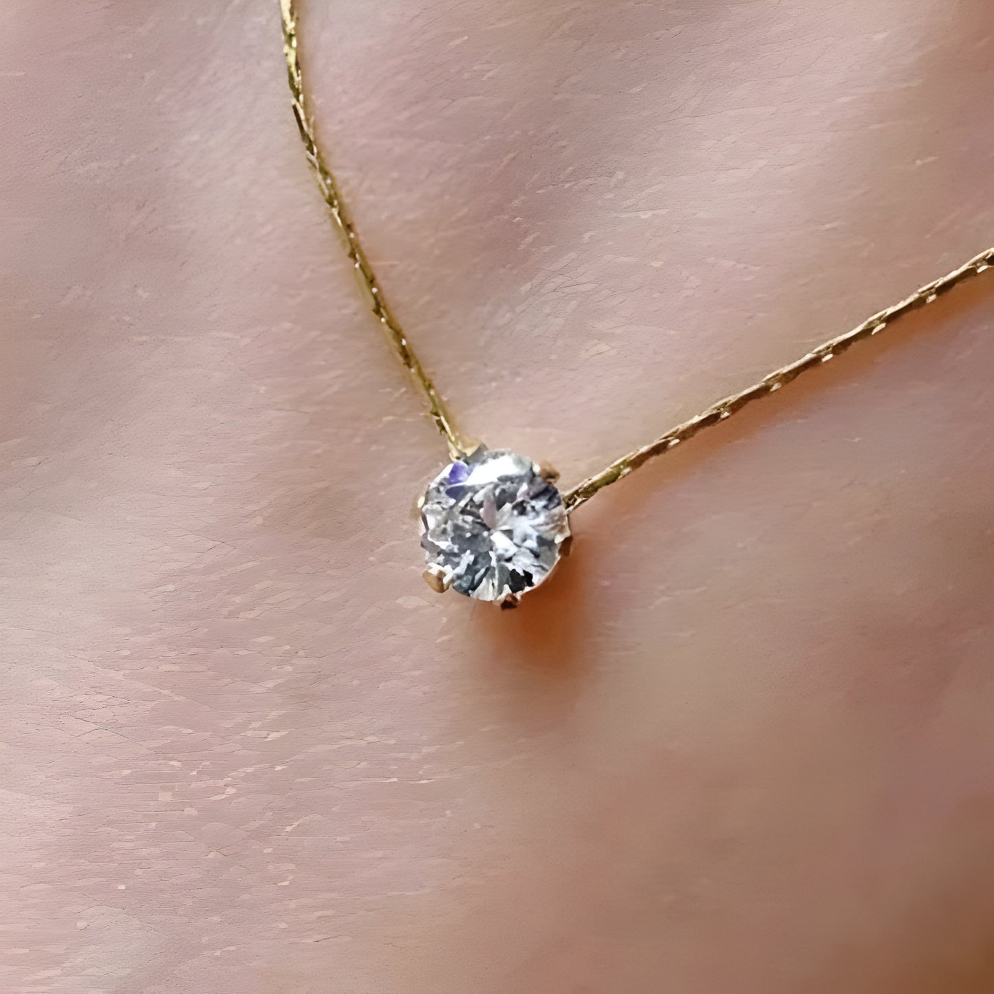 One Diamond Necklace 18k
